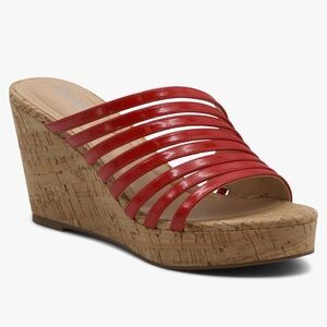 NIB Charles by Charles David Gustavo Wedge Sandal. HOT RED. Size 7.